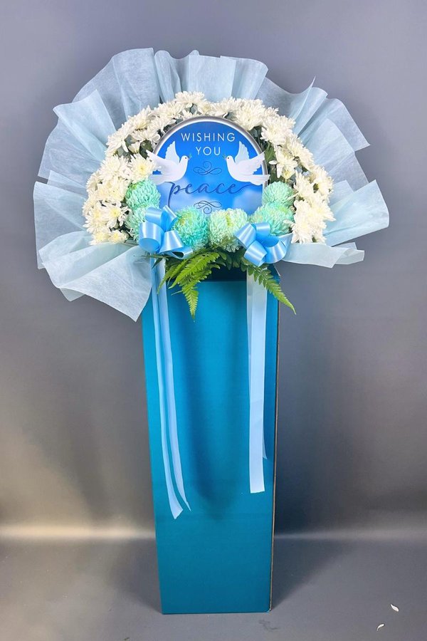 Dignified Tribute Wreath Dignified Tribute Wreath