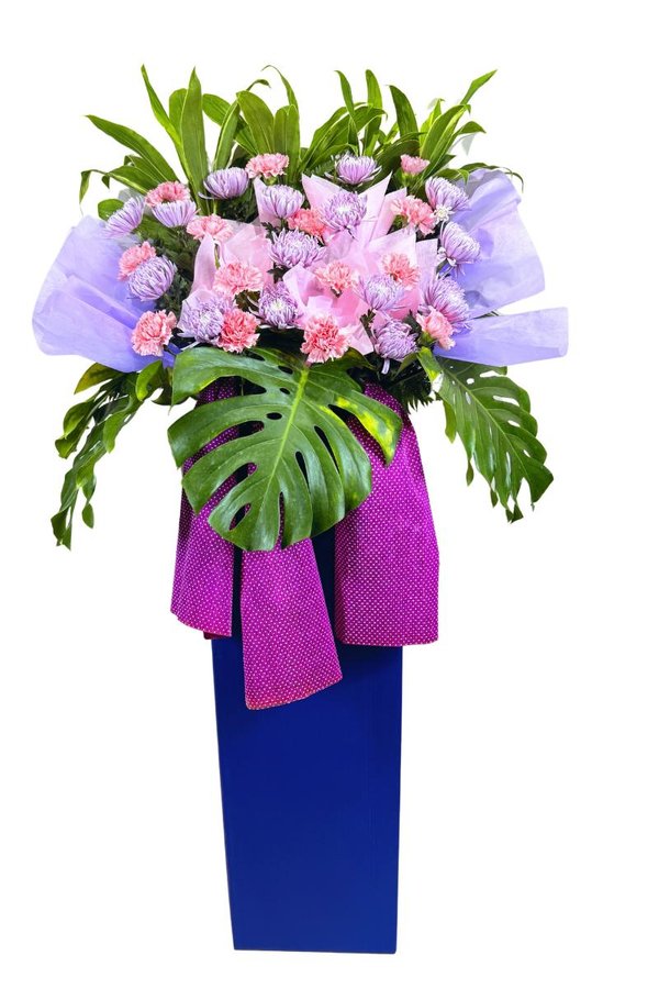 Image 69: Victory & Success Flower Stand