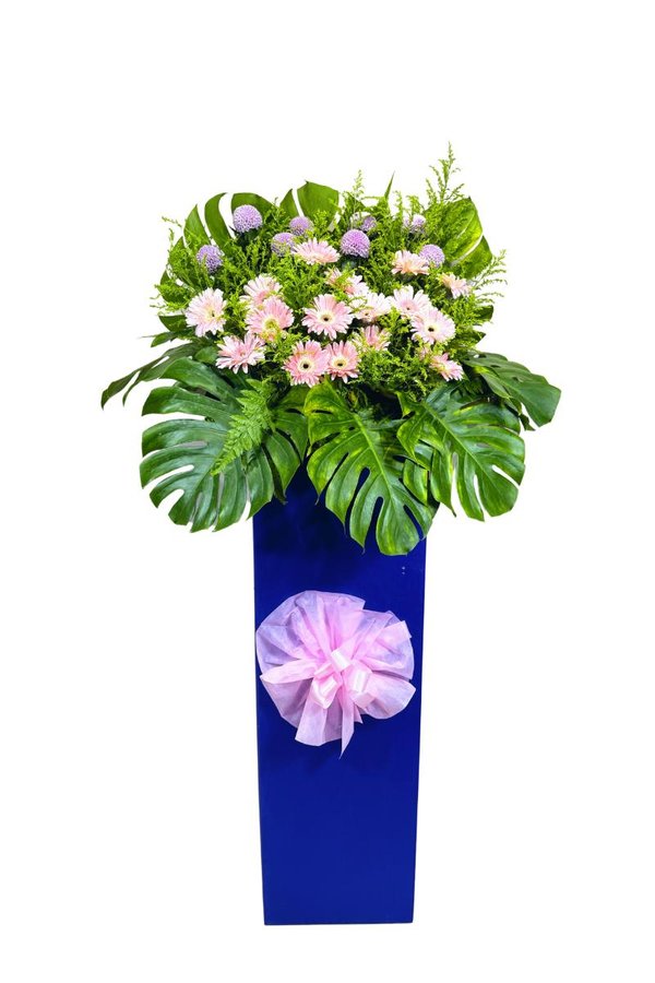 Image 52: Prosperity Bloom Flower Stand